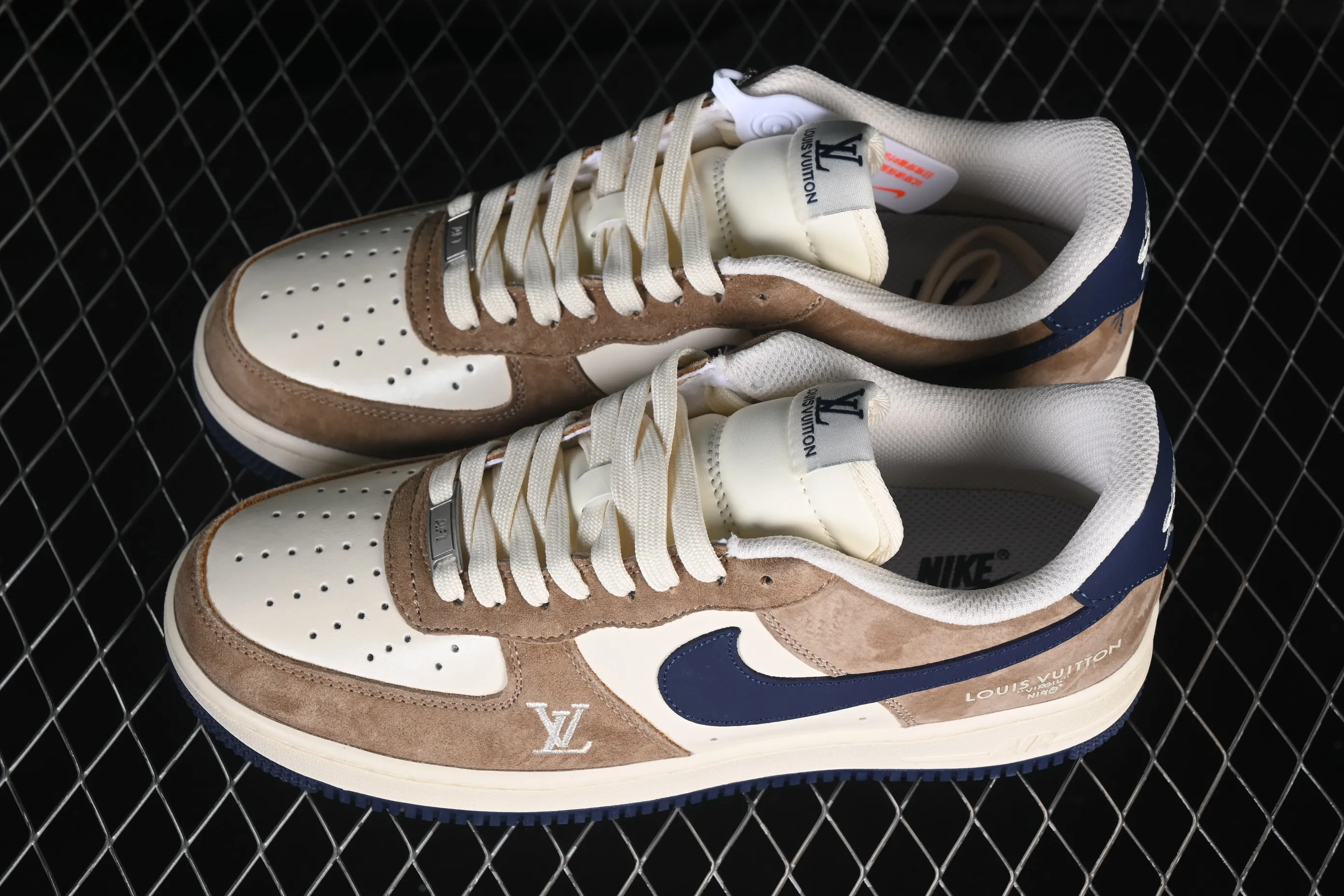 All categories Nk Air Force 1 Air Force series Nk Air Force 1 Low Air Force low-top Nike Air Force 1'07 Low joint beige brown navy Air Force 1 low-top casual sneakers NH0601-589